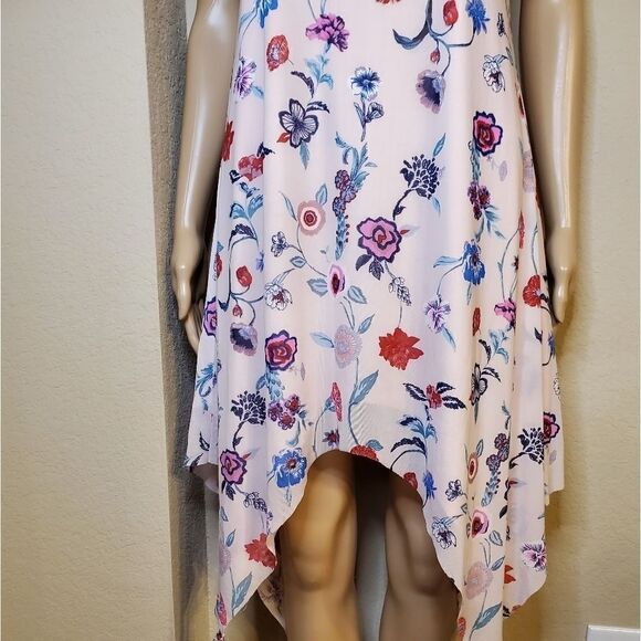 GB GIRLS asymmetrical pink floral dress - Picture 12 of 13